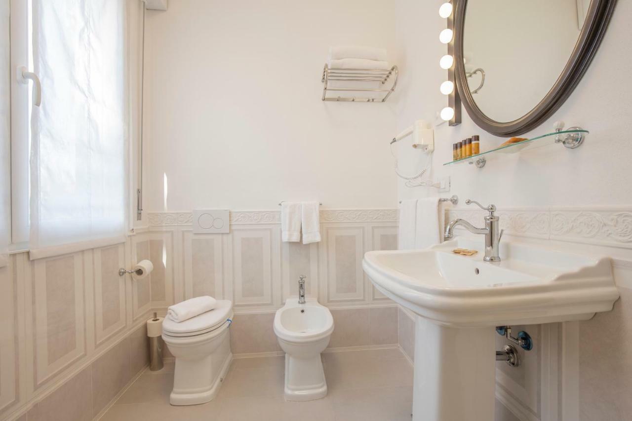 Crys: Apartments, Holiday, Business, Verde Verona Bagian luar foto